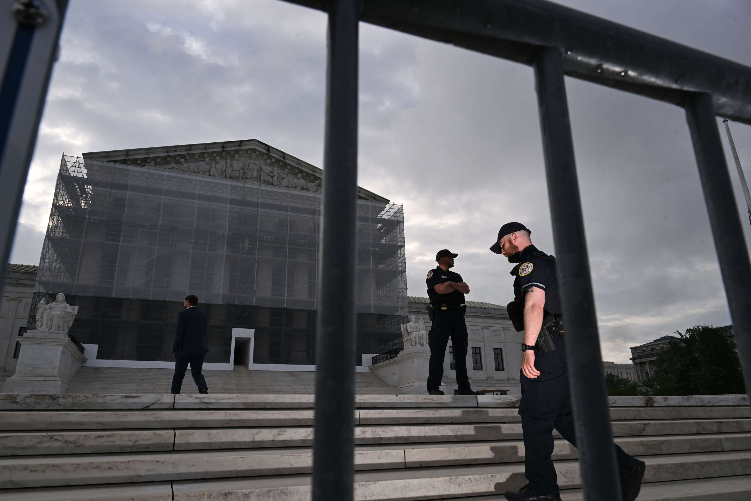 La Cour suprême a divisé sur une question d'injonction dans l'affaire de la citoyenneté du droit d'aînesse