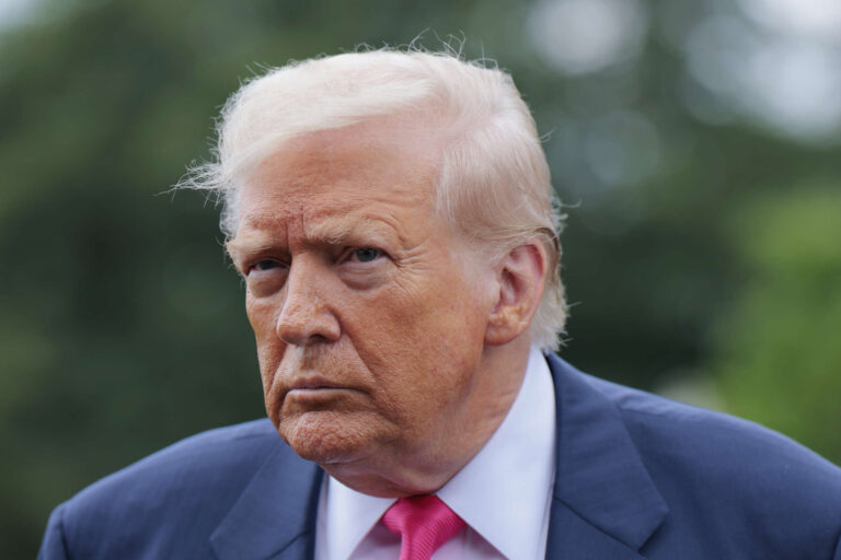 Les experts voient les échos des années 30 au milieu des crises de tarif de Trump