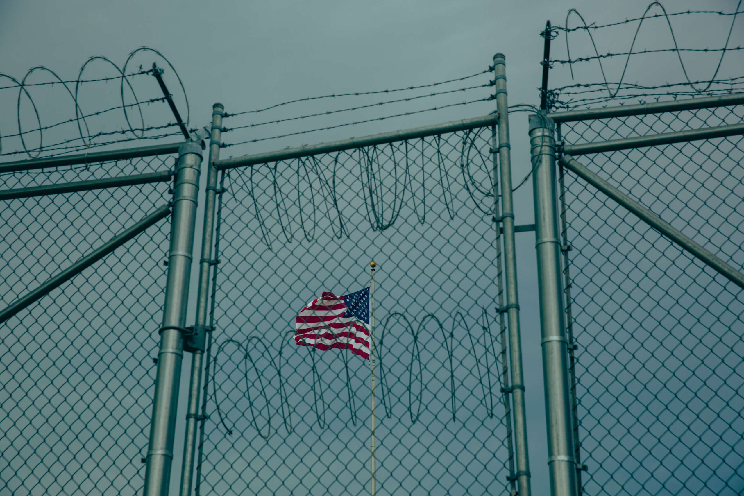 Les arguments juridiques des avocats de Bush pour Guantánamo Bay ont ouvert la voie à Cecot