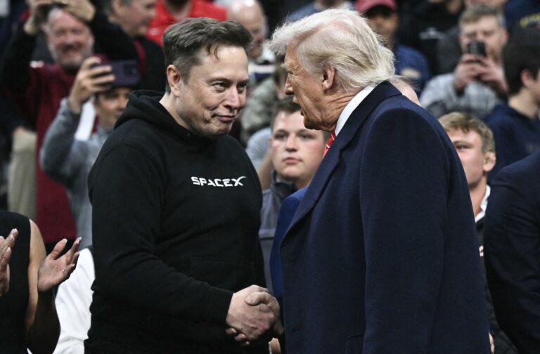 Règles du tribunal avec SpaceX en cas de vision de victime du NLRB, en souffle aux droits des travailleurs