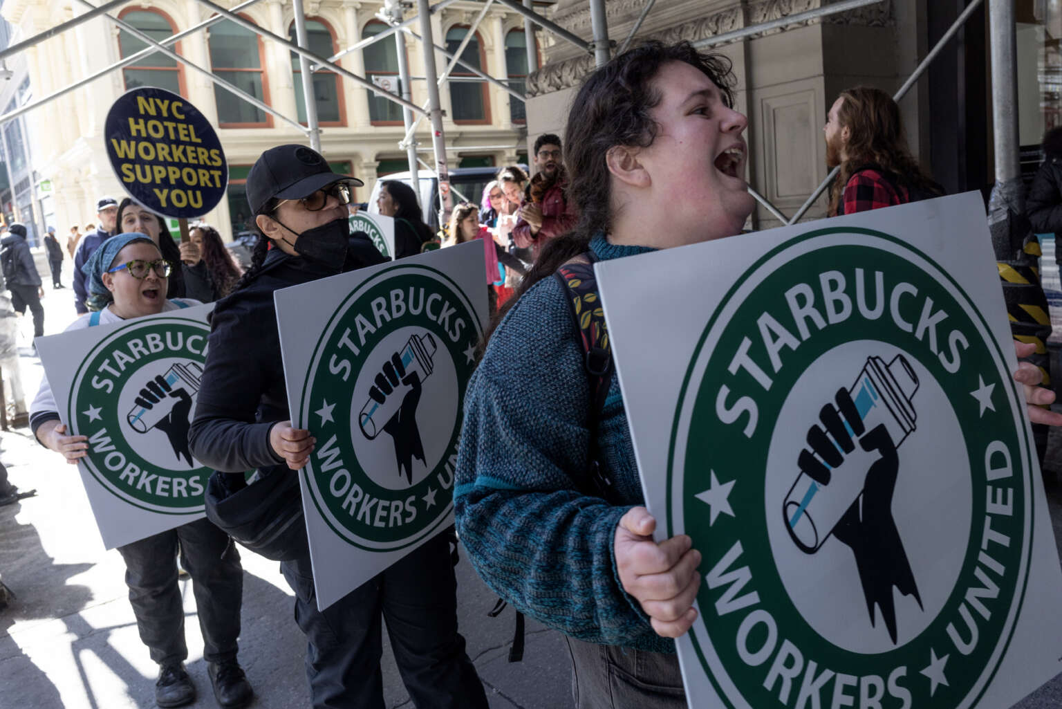 Alors que la compensation des PDG monte, tout le monde se laisse laisser derrière