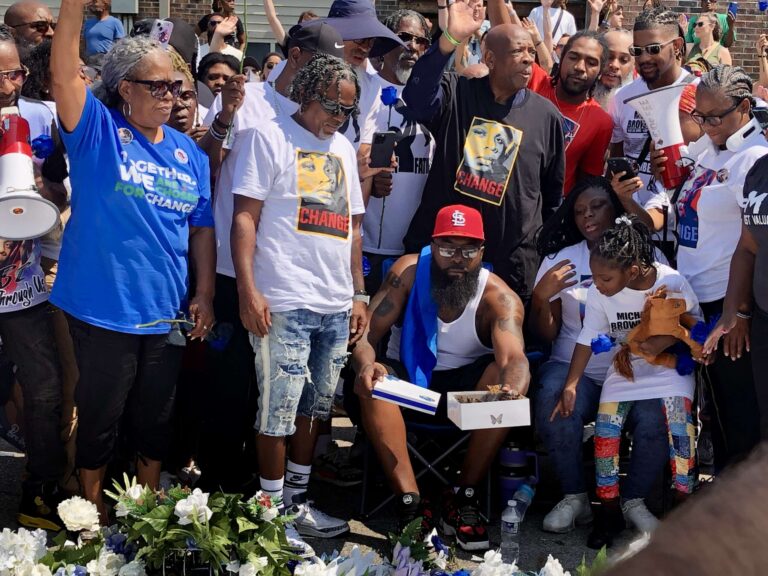Le père de Michael Brown Jr. se bat toujours pour la justice et l'héritage de son fils