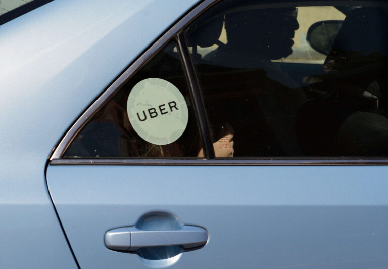 Uber menace de quitter le Colorado pour une nouvelle facture de sécurité de covoiturage