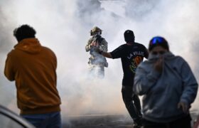 Les manifestations « No Kings » devraient balayer les États-Unis alors même que Trump multiplie les attaques contre les militants