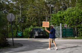 La Floride reçoit une subvention de 608 millions de dollars pour les prisons pour migrants dans le cadre du programme FEMA