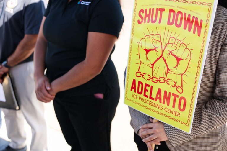 Des immigrants handicapés dans la célèbre prison californienne ICE signalent des abus et des négligences