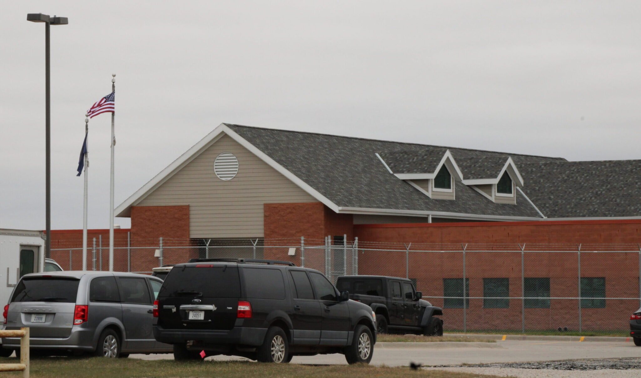 Le juge laisse le Nebraska aller de l’avant avec son projet de convertir la prison en prison pour migrants