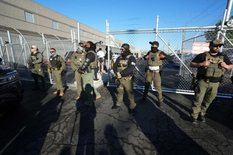 Lors d'appels de résultats, les dirigeants de prisons privées se réjouissent de profiter des arrestations de l'ICE