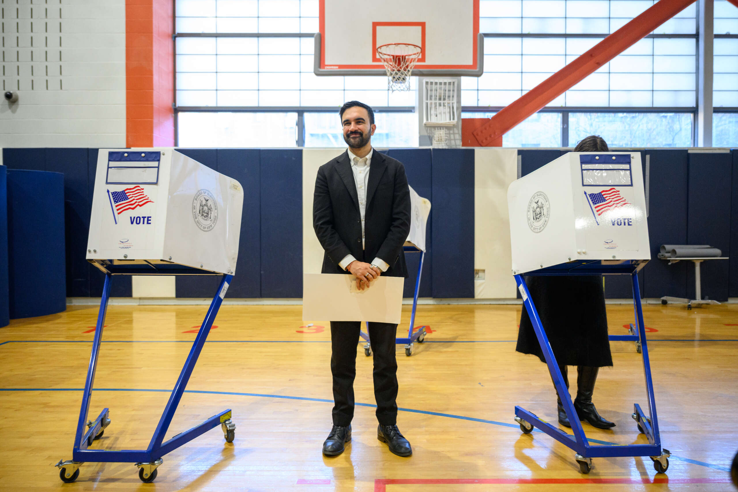 Des côtes à la ceinture de rouille, les candidats progressistes s’attaquent à l’establishment démocratique