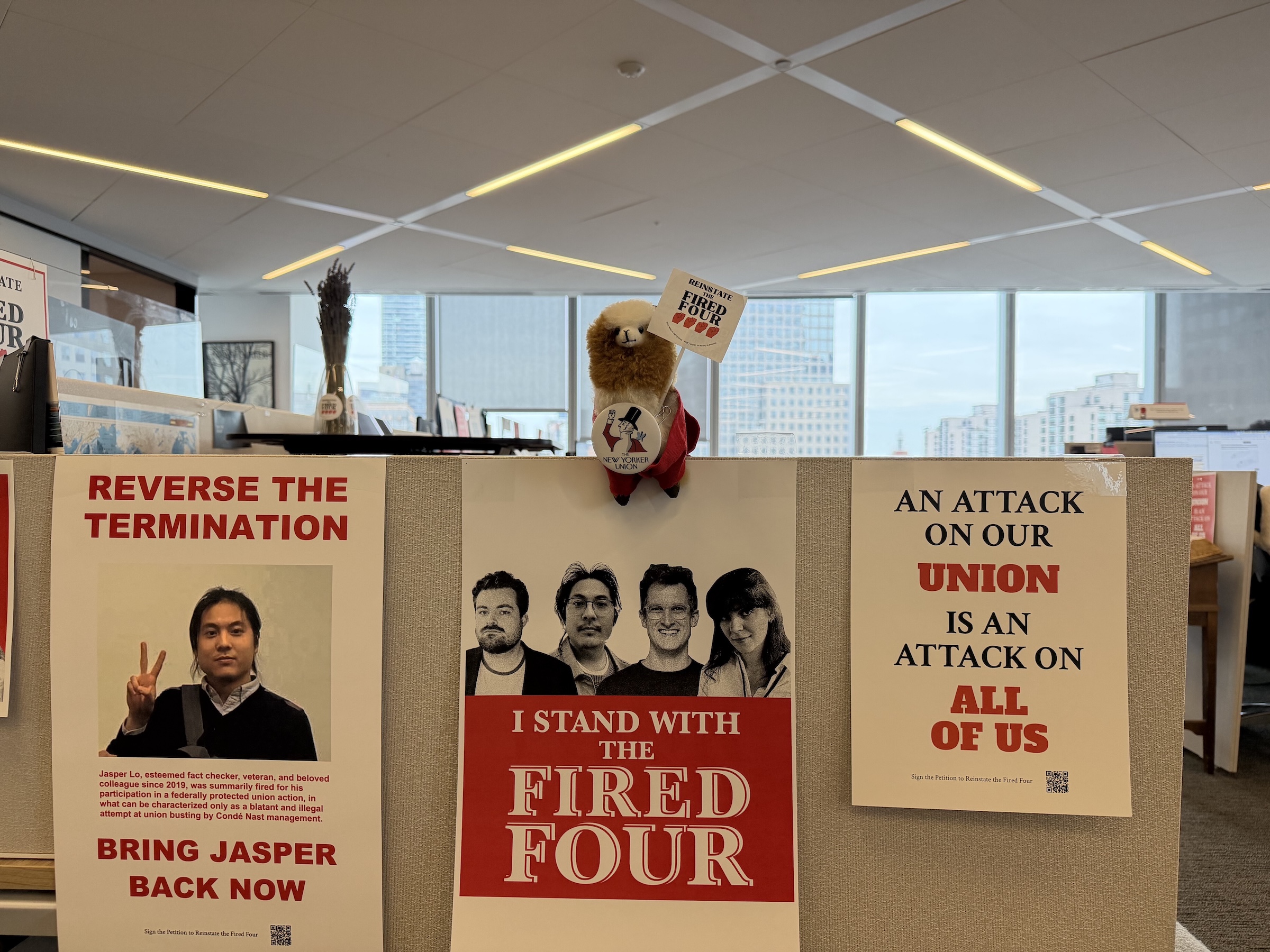 Condé Nast licencie des dirigeants syndicaux après avoir confronté leurs patrons sur les licenciements d'adolescents dans Vogue