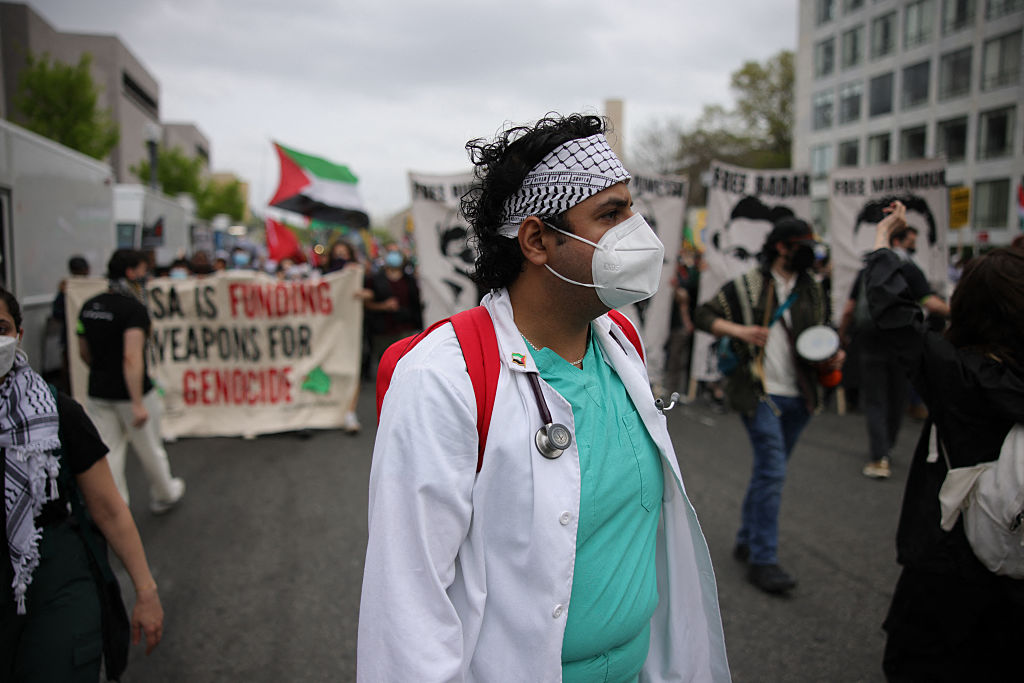 Les travailleurs de la santé ont pris la parole au nom de leurs pairs à Gaza. Puis vint le contrecoup.