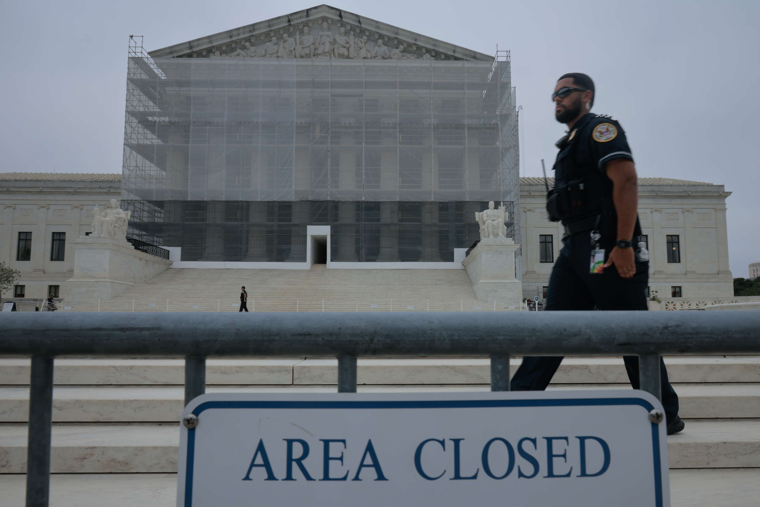 L’attaque de Trump contre le droit de naissance cherche à codifier davantage la suprématie blanche