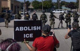 Au milieu des raids ICE, nous continuons à nous organiser – c&rsquo;est ainsi que nous refusons de disparaître