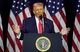 Trump remercie « MISTER TARIFF » pour Truth Social, affirmant que l’économie américaine s’améliore