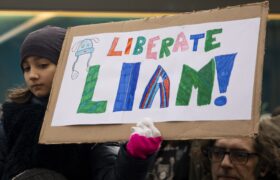 Le DHS dépose une demande de clôture des dossiers d&rsquo;asile de la famille de Liam Conejo Ramos