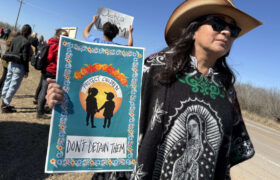 La maladie sévit parmi les enfants enfermés dans l&rsquo;immense prison de l&rsquo;ICE au Texas