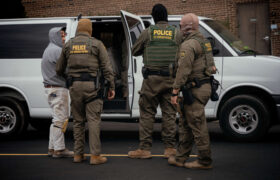 Les immigrants ont déposé plus de 18 000 plaintes contestant la légalité de leur détention