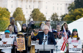 Sanders rejoint le rassemblement du Minnesota alors que les manifestations « No Kings » se multiplient dans tout le pays