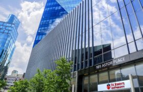 Des professeurs luttent contre les tactiques antisyndicales à l&rsquo;Université St. John&rsquo;s de New York