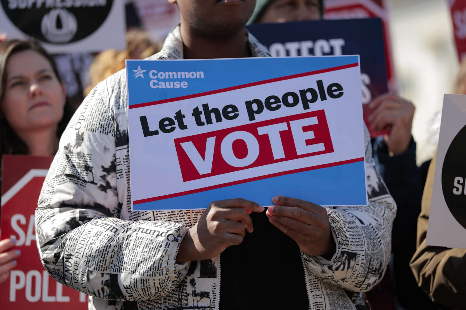 Les personnes âgées noires sans actes de naissance pourraient être privées de leurs droits en vertu de la loi SAVE America