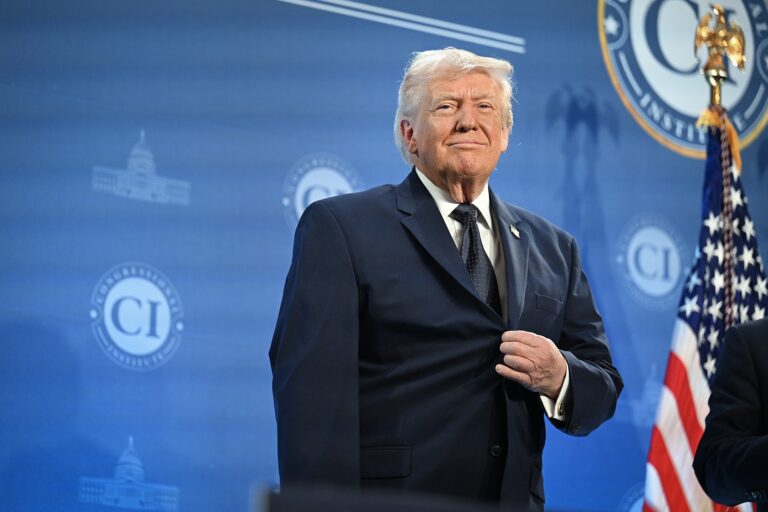 Rapport de l'administration Trump : les prix du gaz d'avant la guerre en Iran ne reviendront qu'après 2027