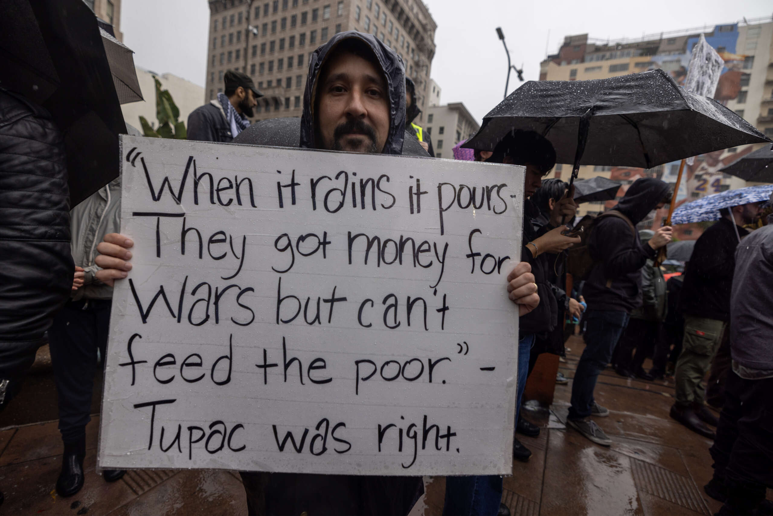 Le contribuable américain moyen a dépensé 4 049 $ en guerre et en armes l’année dernière