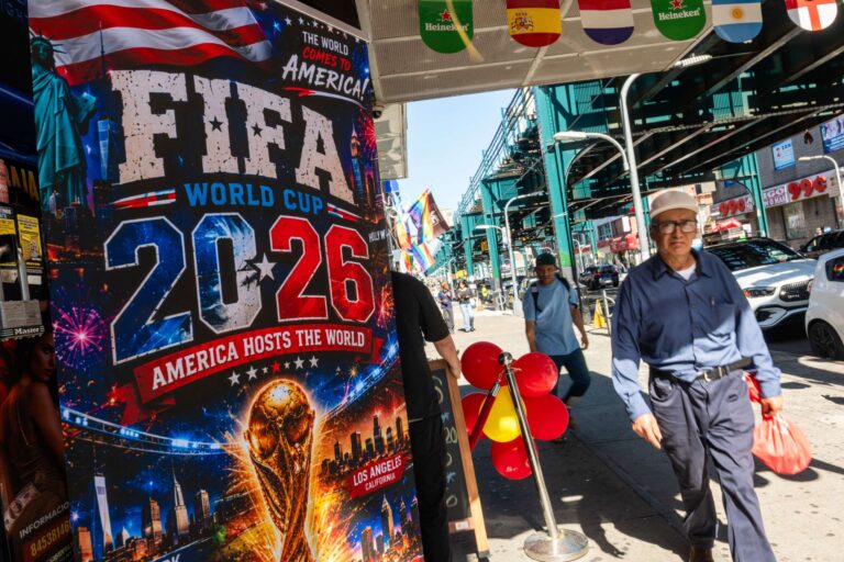Effrayés par l'ICE, en colère contre Trump et confrontés à des formalités administratives, nombreux sont ceux qui sautent la Coupe du monde