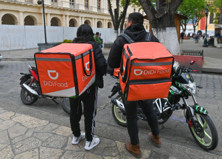 Les travailleurs mexicains du secteur des concerts se battent pour combler une lacune dans leur victoire au statut de travailleur