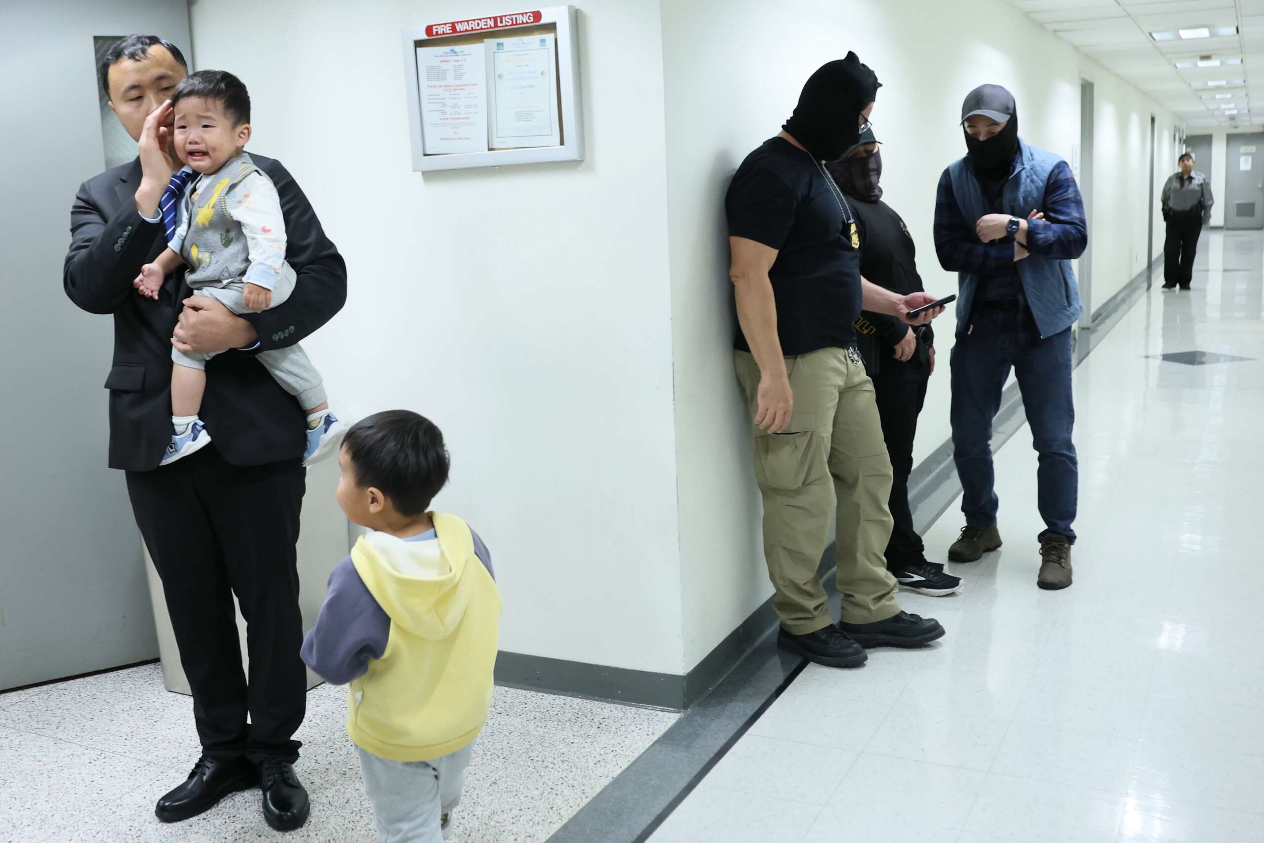 Des milliers d’enfants migrants risquent de perdre la représentation légale