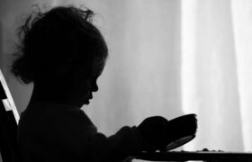 Au moins 1,5 million d’enfants ont perdu l’aide alimentaire en vertu de la loi budgétaire républicaine