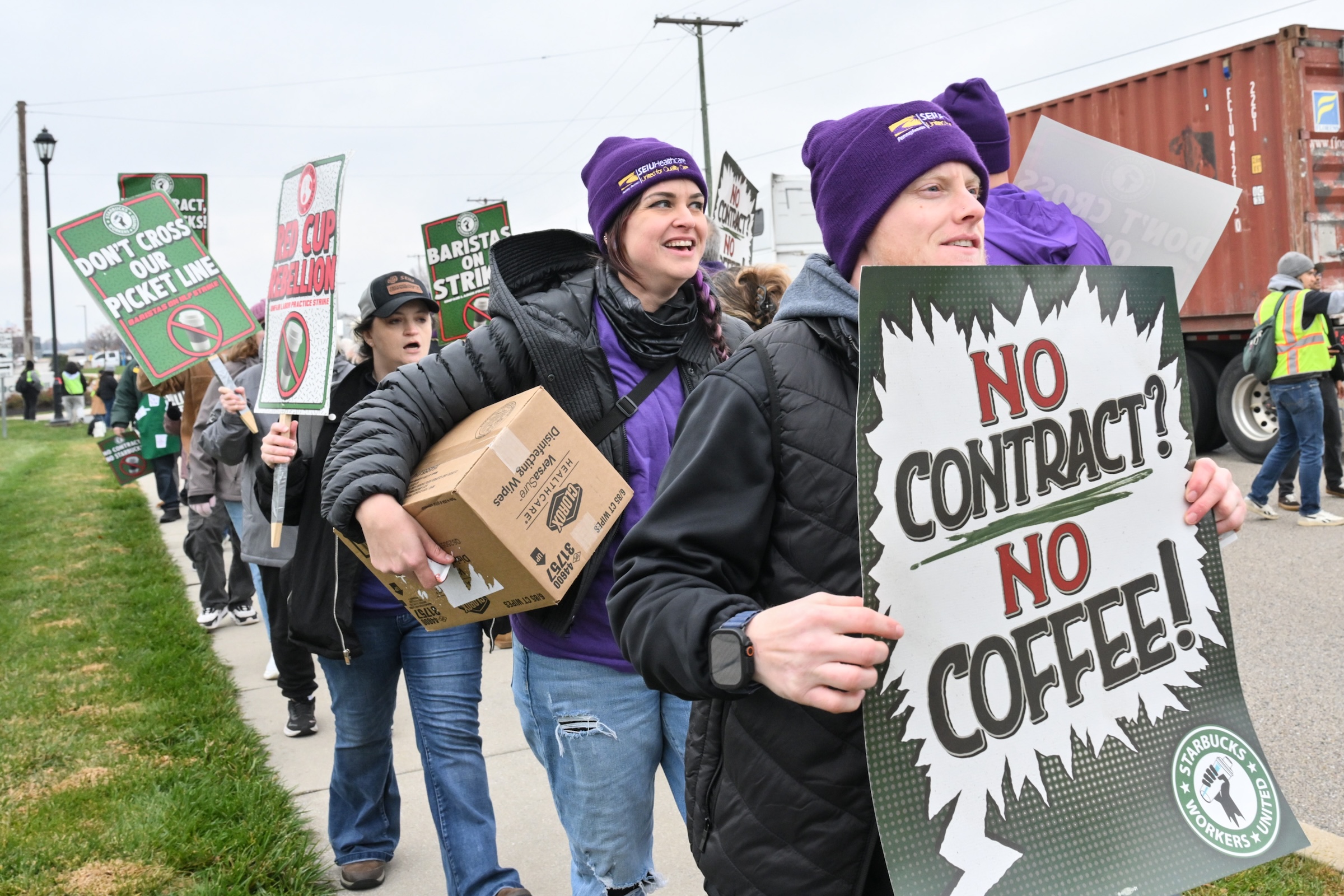 Dans un premier temps, Starbucks Workers United et ses 12 000 membres appellent au boycott