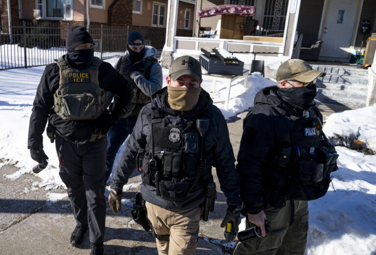 L’administrateur de Trump a bloqué les poursuites contre l’agent ICE pour la fusillade de Minneapolis