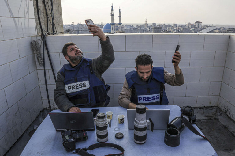 Le travail numérique indépendant est une bouée de sauvetage pour les Gazaouis. Israël y met fin.