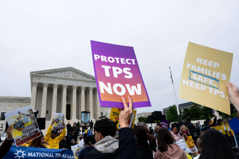 Le DHS affirme que le TPS pour 170 000 Salvadoriens restera malgré son expiration imminente