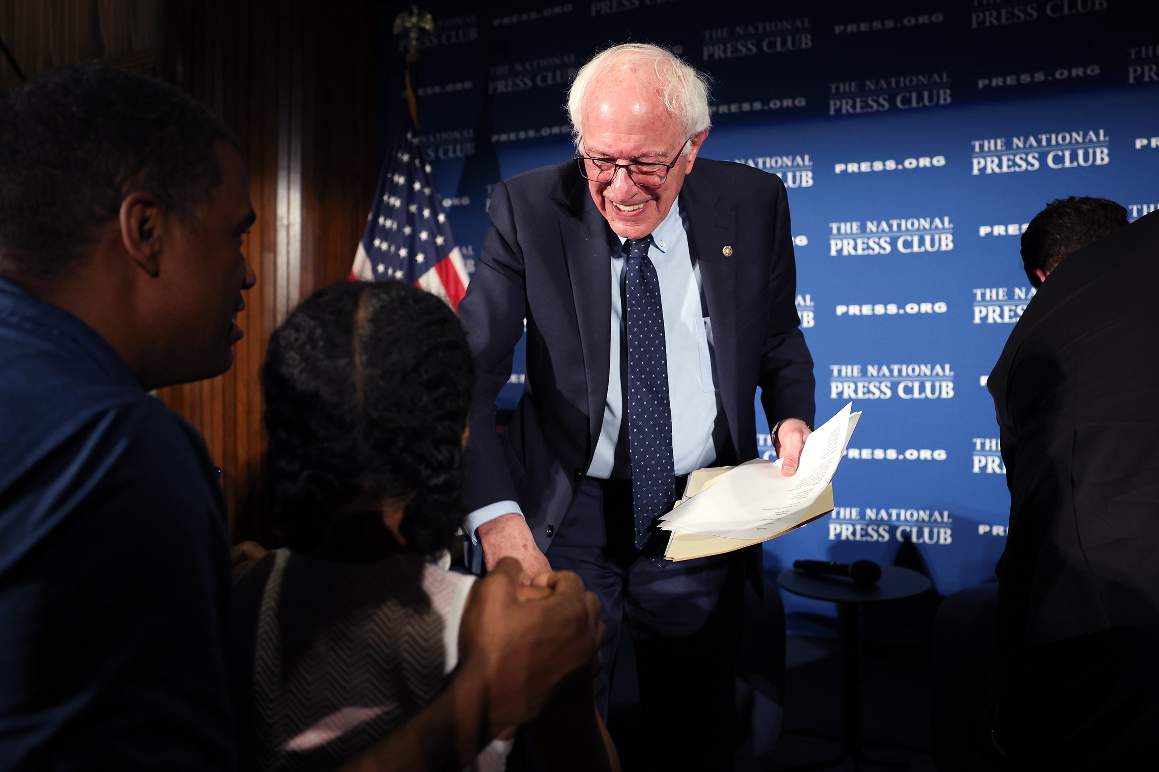 Bernie Sanders réintroduit un projet de loi visant à faire de la semaine de travail de 32 heures une nouvelle norme fédérale